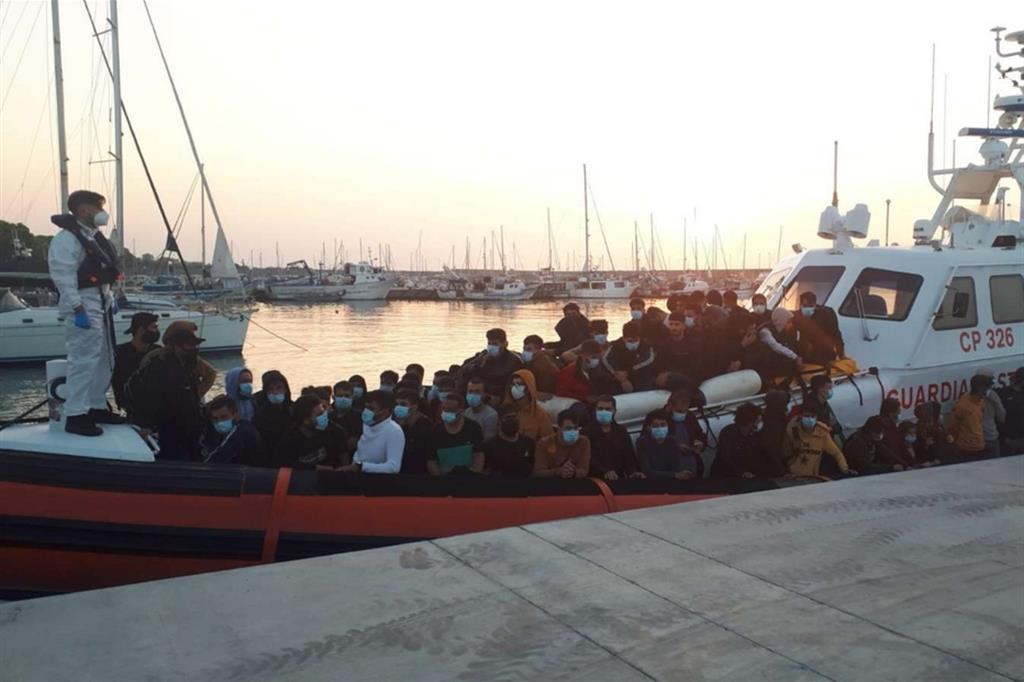 Calabria, boom di arrivi. Oltre 1.300 persone in 3 giorni