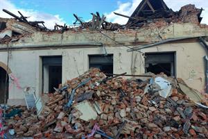 Un altro terremoto devasta di nuovo i villaggi già colpiti il 29 dicembre