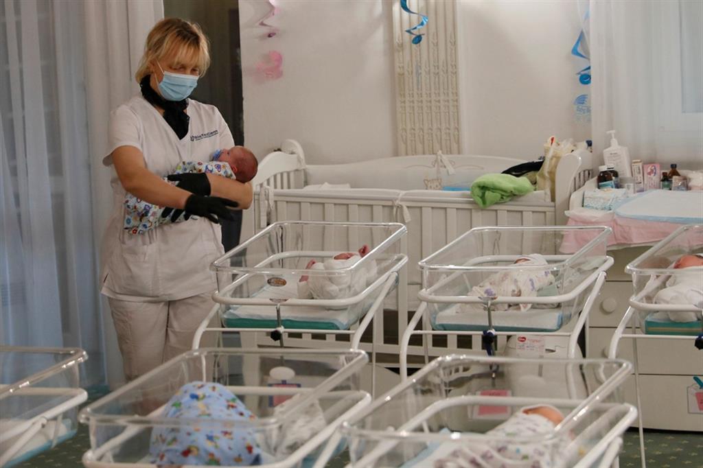 I bebè prodotti dalla BioTexCom, colosso ucraino attivo nel mercato della surrogazione di maternità. Ha promosso il "Black friday" delle gravidanze su commissione con sconti sul catalogo