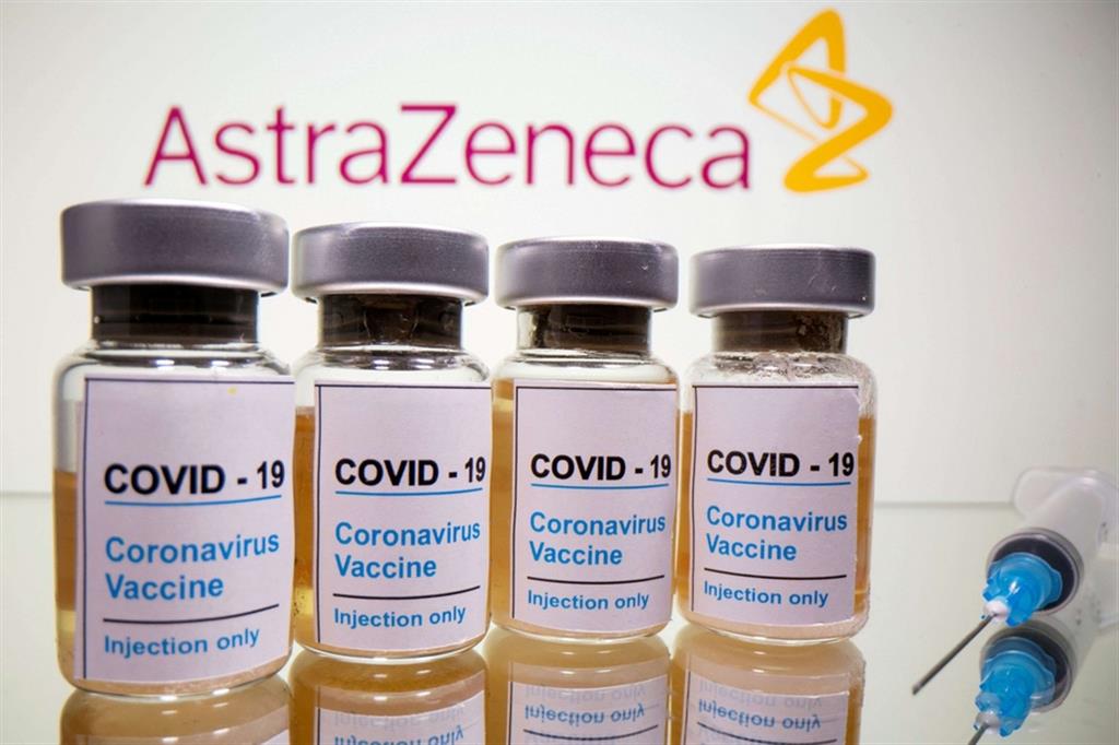 Vaccino, AstraZeneca chiede l'autorizzazione all'Ema. In Italia arrivato Moderna