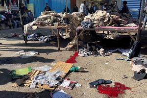 Tornano i kamikaze a Baghdad: oltre 30 morti in due esplosioni