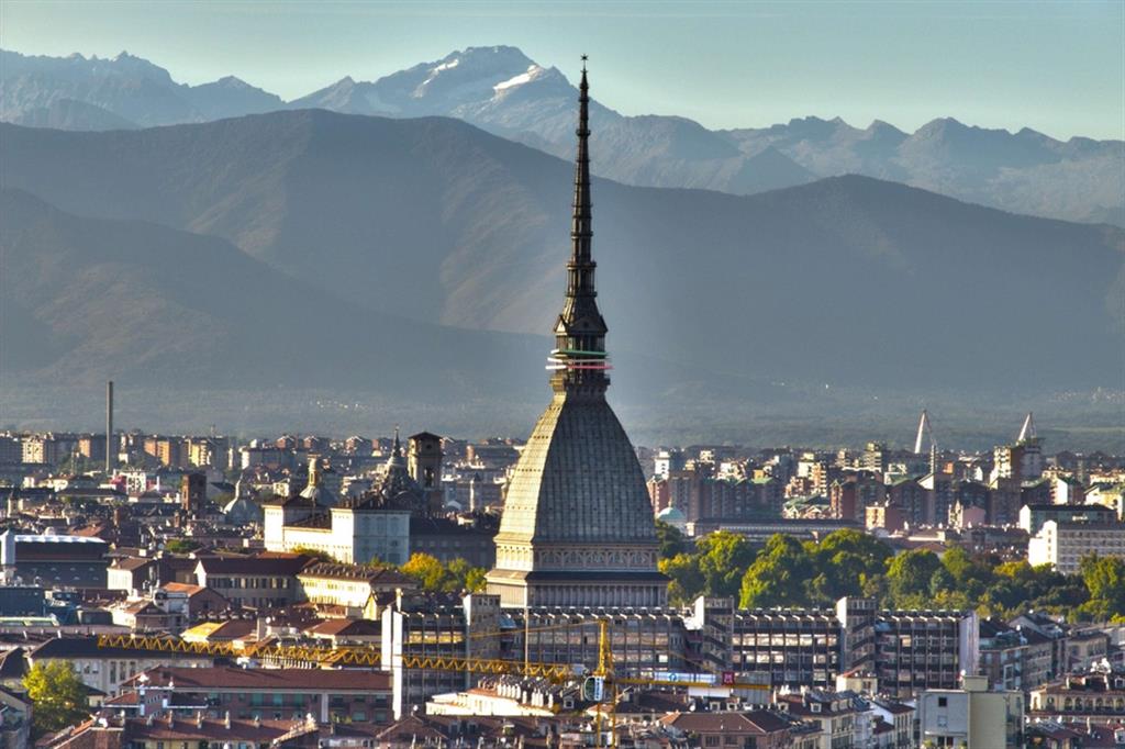 Torino e la Mole Antonelliana da Villa della Regina