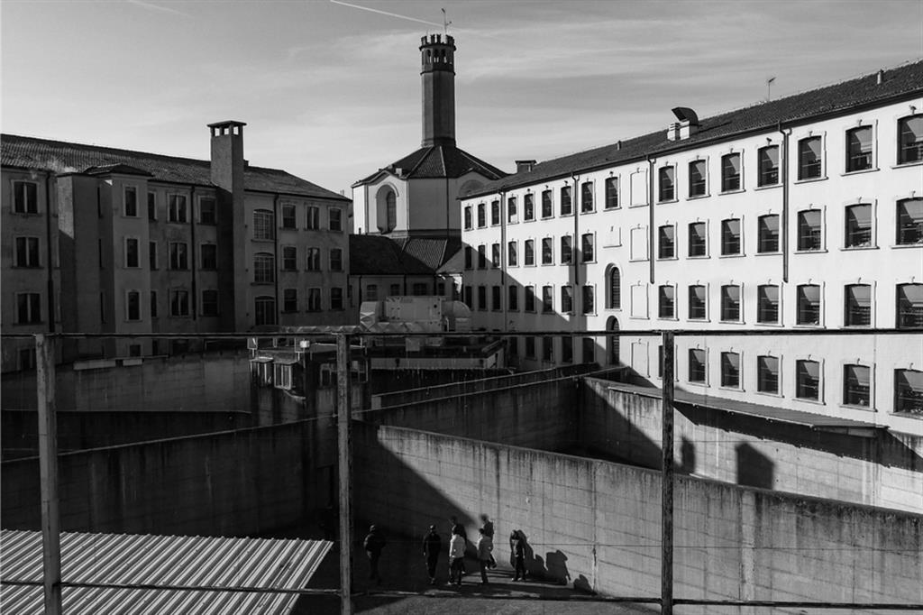 Una delle immagini scattate da Margherita Lazzati nel carcere di San Vittore, esposte dal 5 al 10 luglio alla Società Umanitaria di Milano