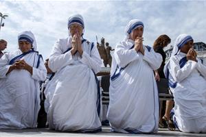 Il blocco dei conti esteri, le suore di Madre Teresa: il governo spieghi