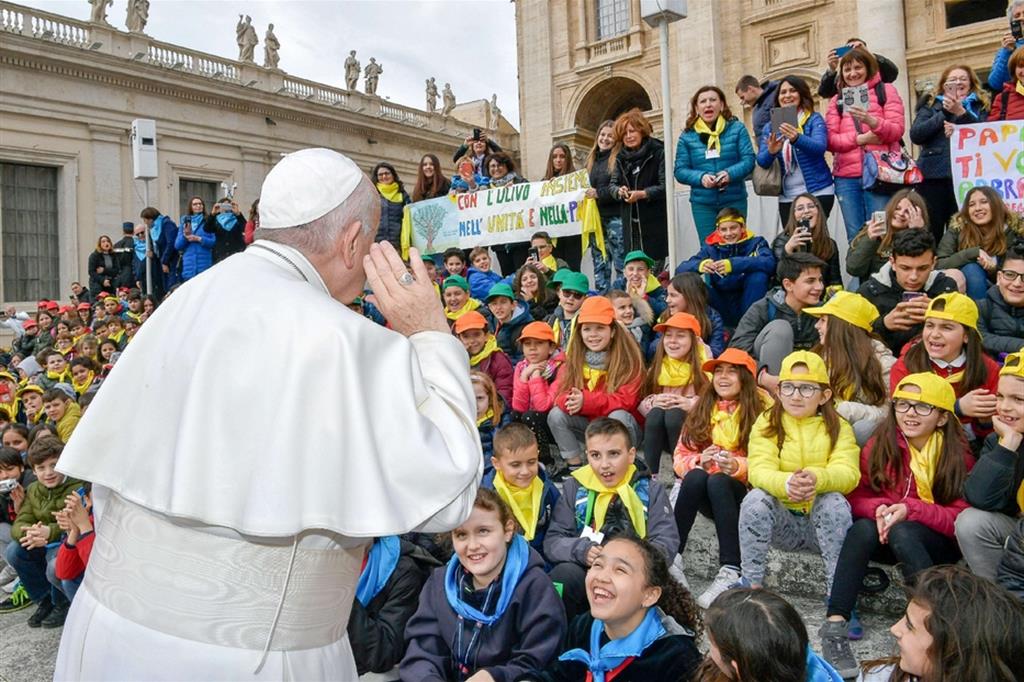 Il Papa: l'inverno demografico azzera il futuro di tutti