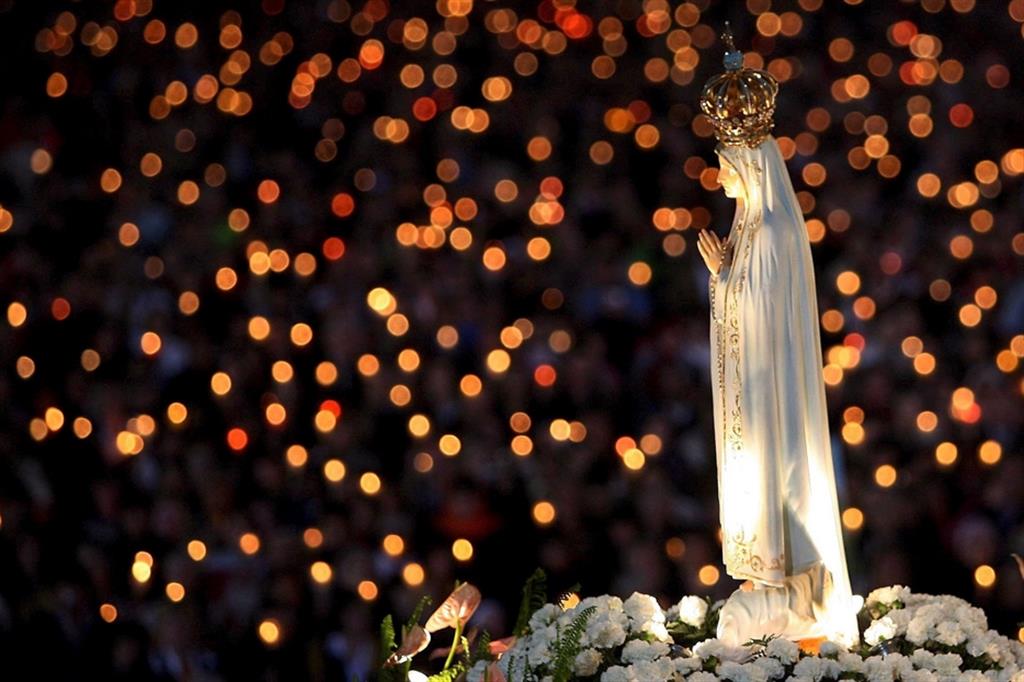 Una veglia di preghiera notturna a Fatima