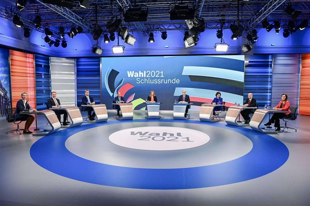I candidati alla cancelleria tedesca si sono sfidati in un dibattito televisivo
