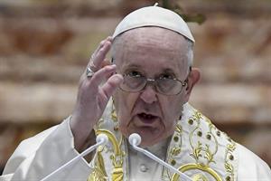 Il Papa: la Pasqua aiuti a vincere la mentalità della guerra