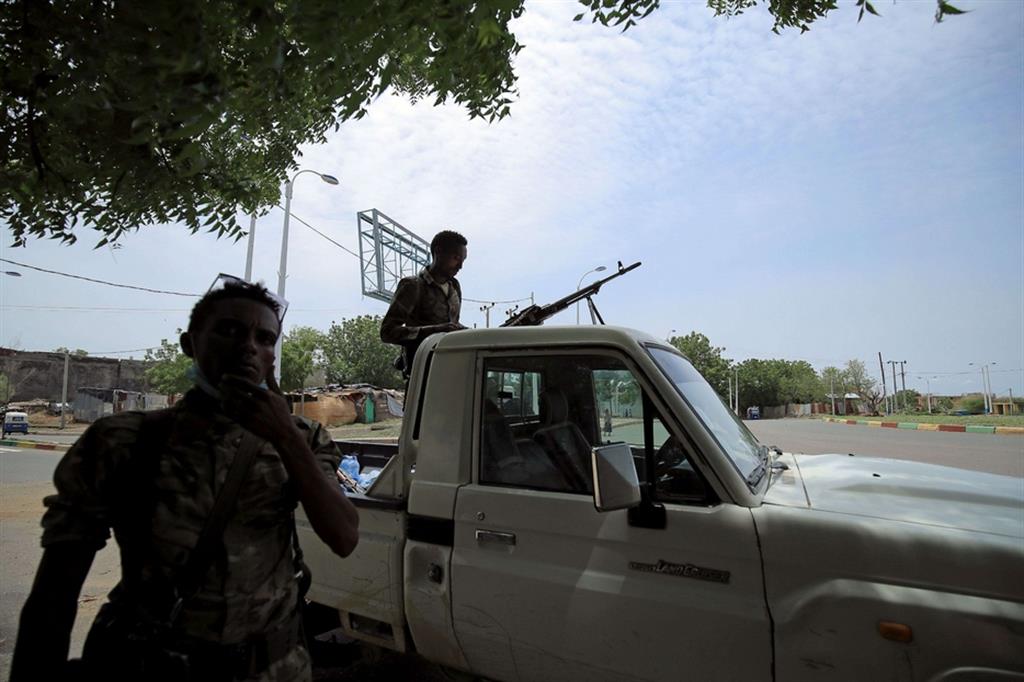 Truppe delle forze speciali Amhara nella città di Humera