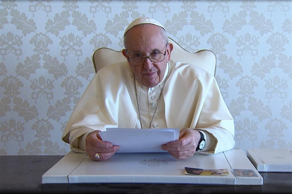 Il Papa: superare lo stigma sulla malattia mentale