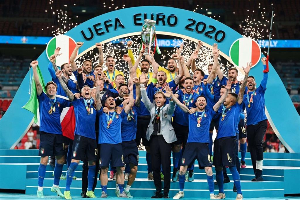 I campioni azzurri al ritorno a Roma. Incontro col presidente Mattarella