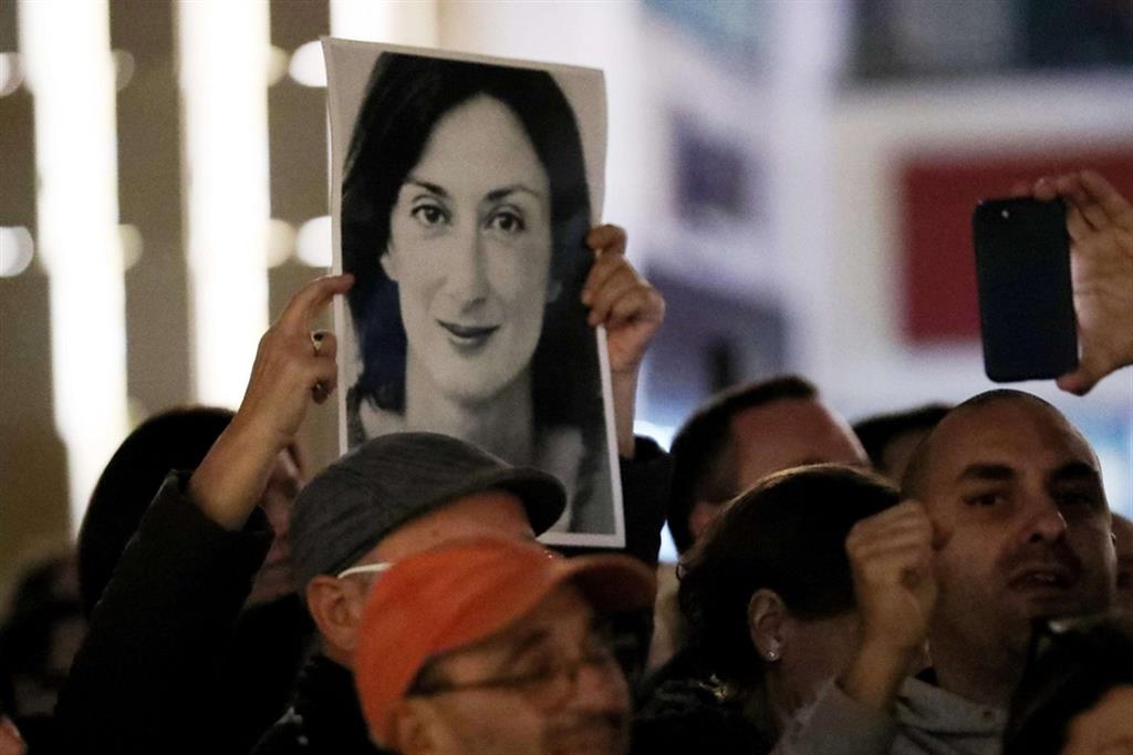 Manifestazione per chiedere giustizia dopo l'assassinio della giornalista Daphne Caruana