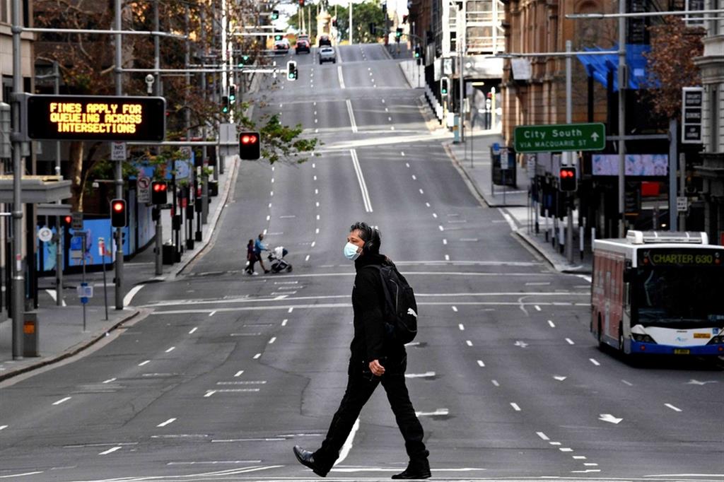 A Sydney in Australia lockdown di due settimane per frenare i contagi