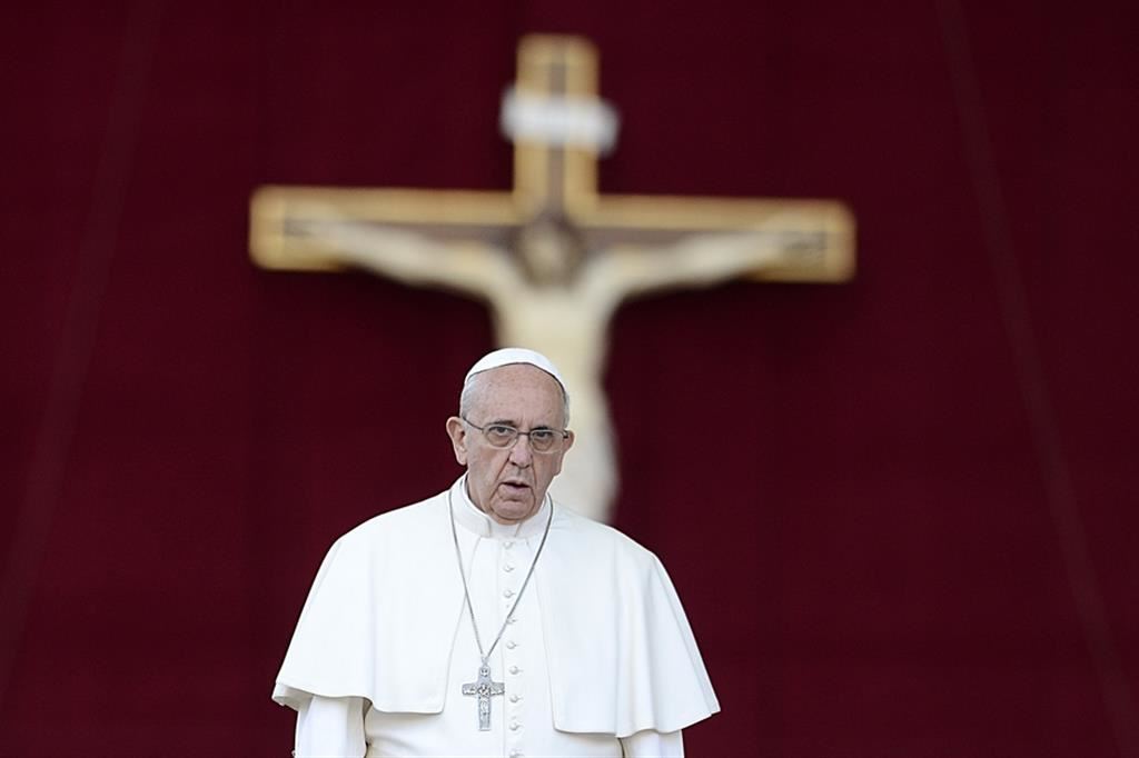 Pregare per il Papa è imitare Cristo