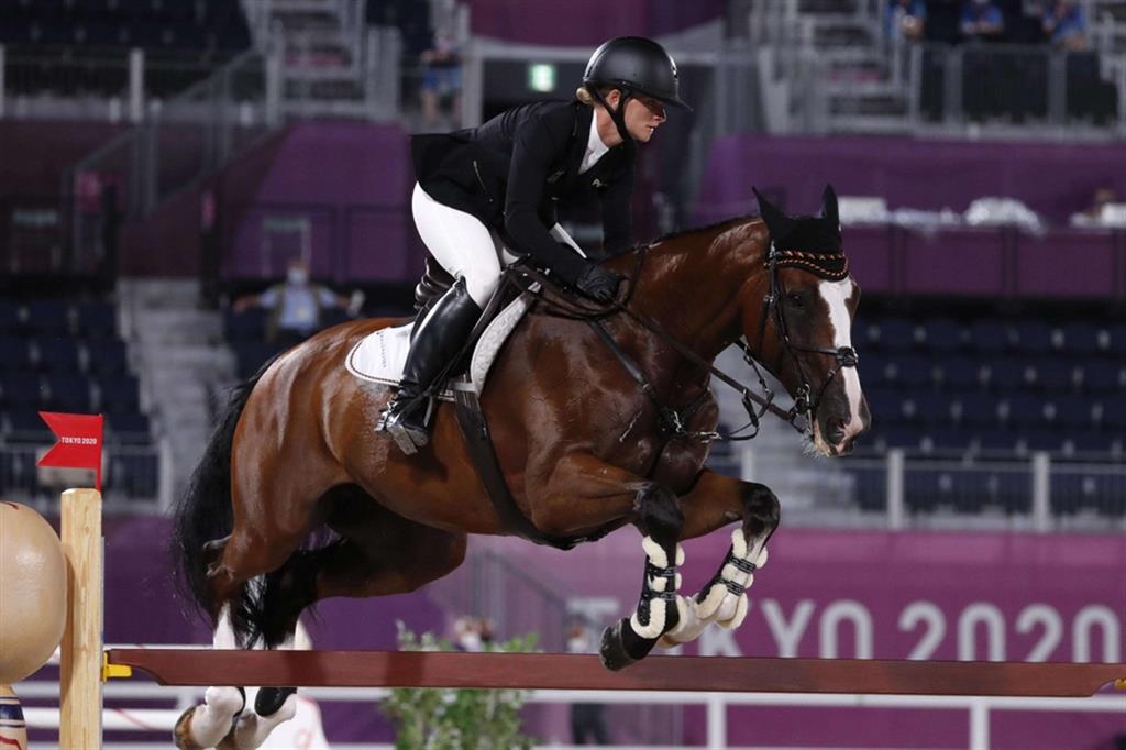 Julia Krajewski, medaglia d'oro nel "Completo" di equitazione