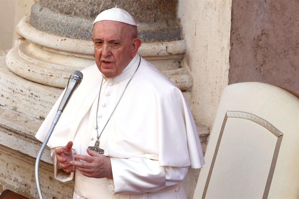 Papa Francesco ha tenuto la catechesi nel Cortile di San Damaso in Vaticano