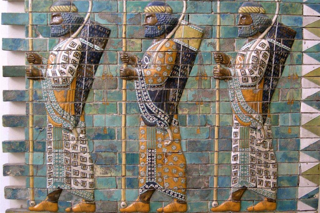 Guardie imperiali dal Palazzo di Dario I a Susa. Berlino, Pergamonmuseum