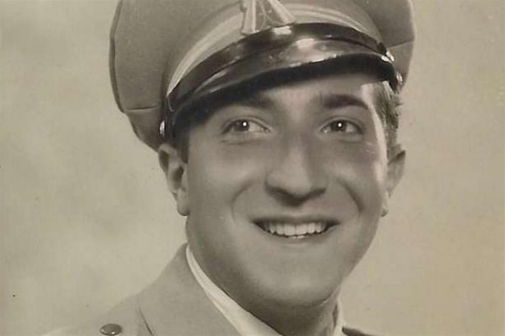 Enrico Zampetti in uniforme