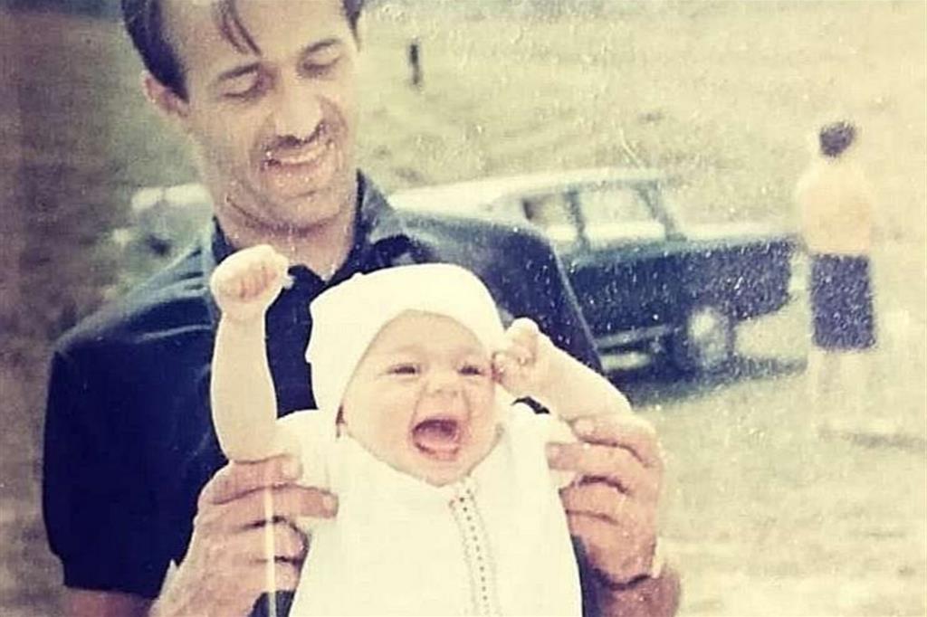 Giorgio Ambrosoli con la figlia Francesca bambina