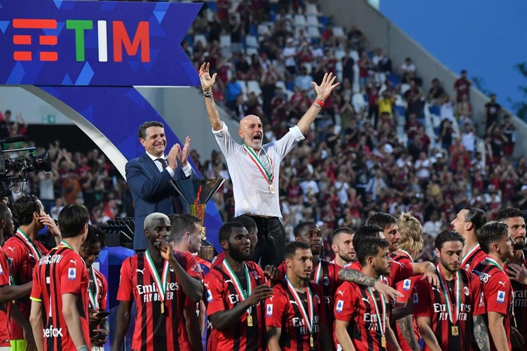 L'esultanza dell'allenatore Stefano Pioli ala vittoria del suo Milan