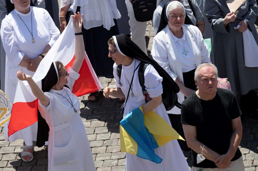  Il Papa: per l'Ucraina chi può si dia veramente da fare per i negoziati
