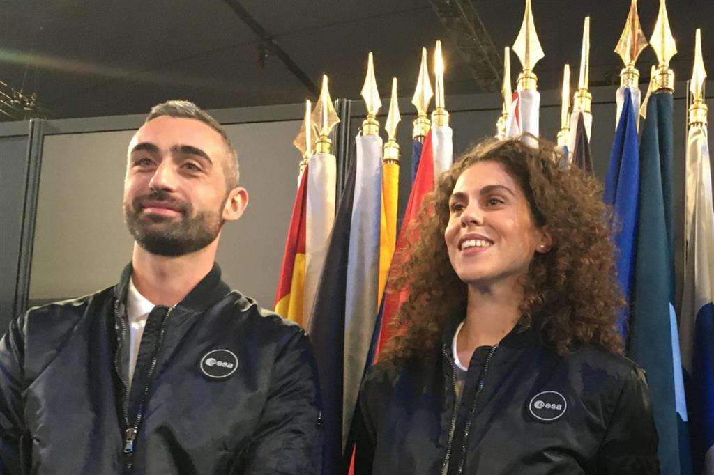 I due nuovi astronauti italiani scelti dall'Esa: Andrea Patassa, 31 anni, di Spoleto, e Anthea Comellini, 30 anni, di Chiari (BS)