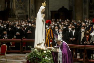 Papa Francesco ha consacrato la Russia e l'Ucraina a Maria, regina della Pace