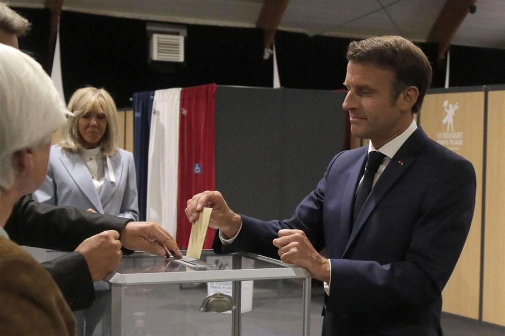 La Francia del malessere dice Macron, ma non solo