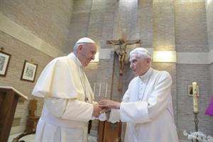 Papa Francesco: «Con Benedetto XVI incontri fraterni e affettuosi»
