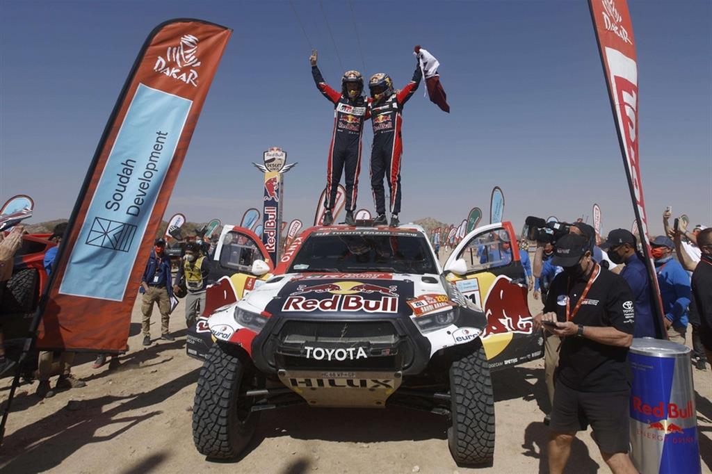 L'equipaggio che ha vinto su Toyota la Dakar 2022