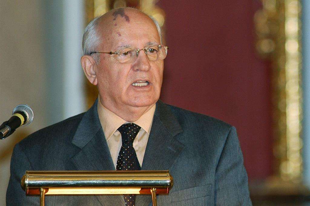 Michail Gorbacëv (1931-2022) guidò l’Unione Sovietica dal 1985 fino alla sua dissoluzione nel 1991