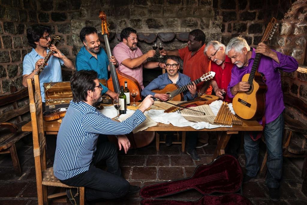 Il gruppo cileno degli Inti Illimani, dal 13 al 20 marzo in tour in Italia insieme al cantautore toscano Giulio Wilson