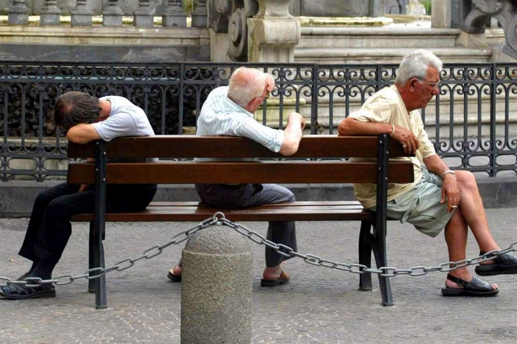 Prendersi cura degli anziani: tre sfide per l'Italia che invecchia