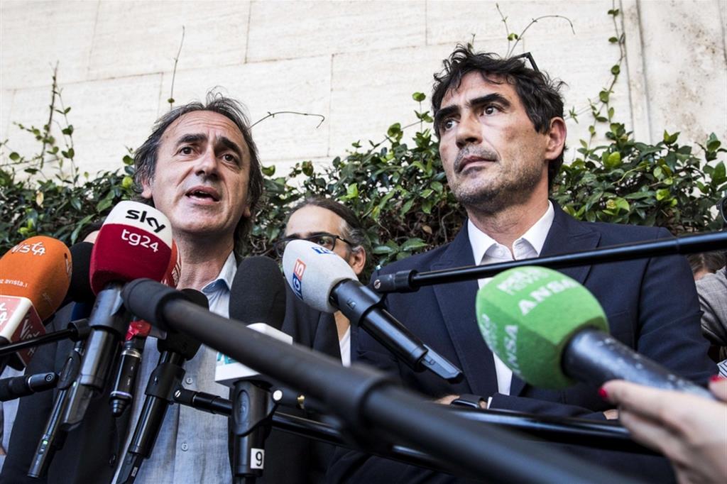 Delusi. Il segretario nazionale di Sinistra Italiana Nicola Fratoianni, a destra, e Angelo Bonelli di Europa Verde non hanno gradito l'intesa raggiunta da Letta e Calenda e ora guardano anche al M5s