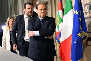 Berlusconi si ritira dalla corsa per il Quirinale. E spunta Riccardi