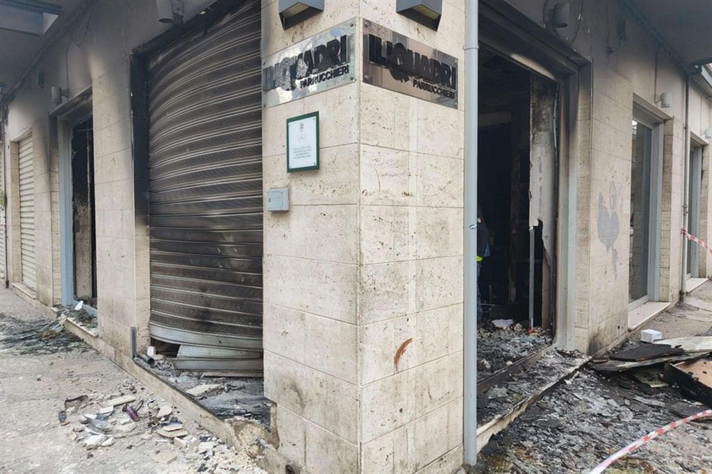 Bombe contro negozi a San Severo (Foggia) l'11 gennaio 2022