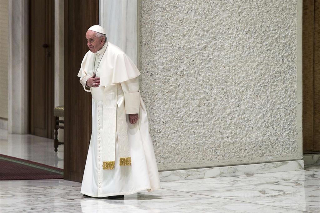 Papa Francesco cerca ogni via possibile per fare tacere le armi. Ma chi lo ascolta?