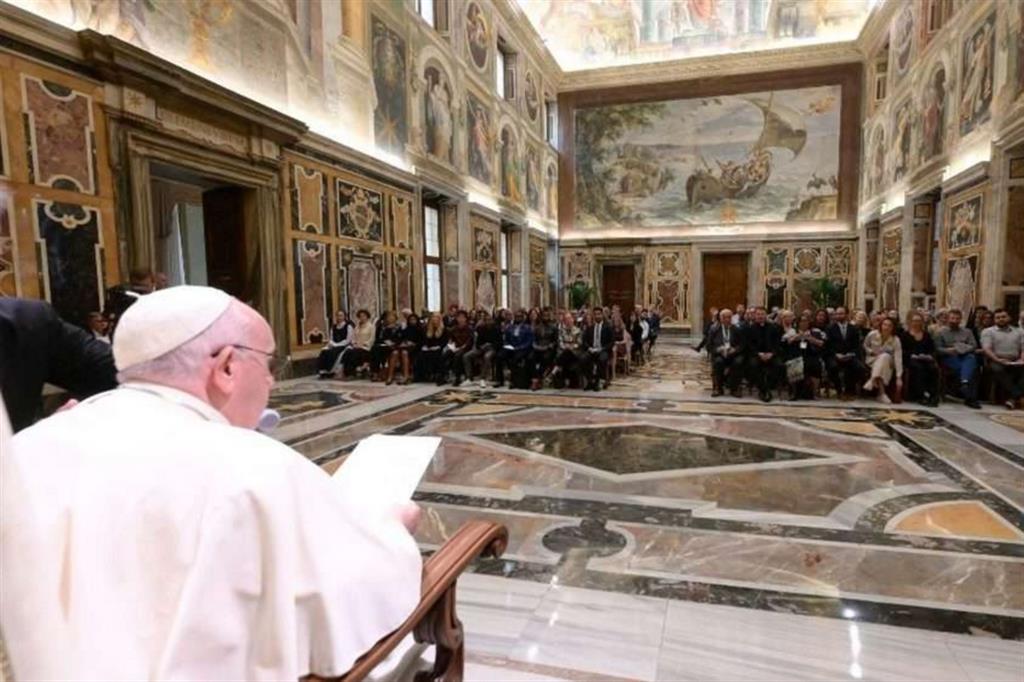 Il Papa: scuola e università siano spazi di integrazione