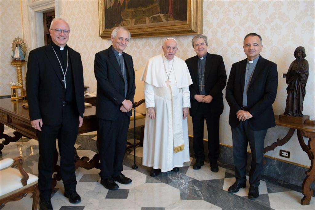 Gli auguri della presidenza della Cei per gli 86 anni di Papa Francesco