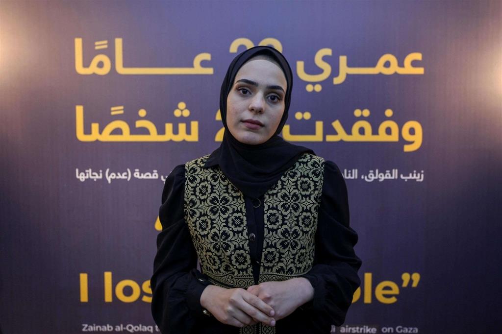 Zainab all'inaugurazione della mostra - Ansa