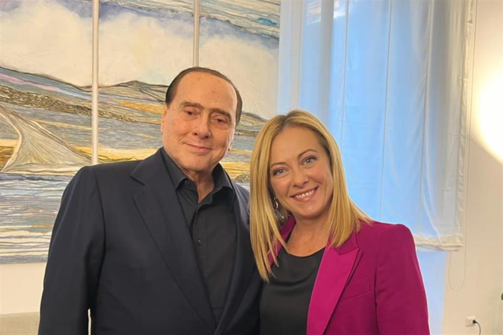 Berlusconi da Meloni, «al Quirinale andremo uniti»