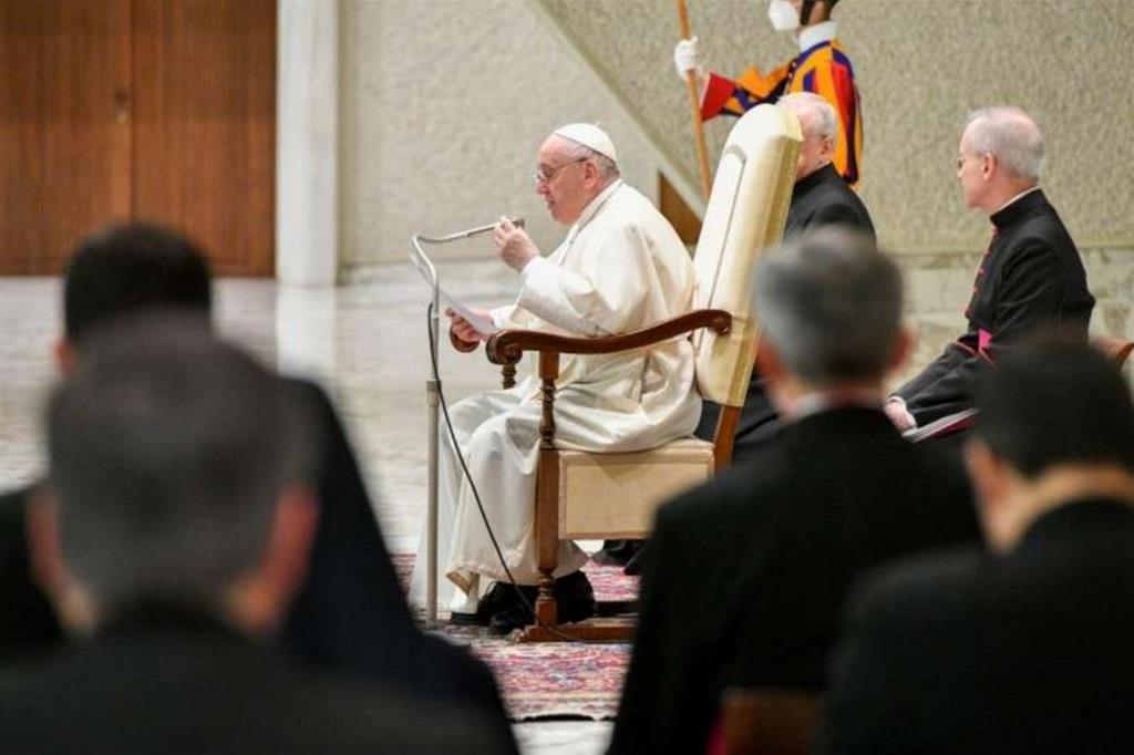 Il Papa: la Chiesa è la comunità dei peccatori salvati. Nessuno escluso