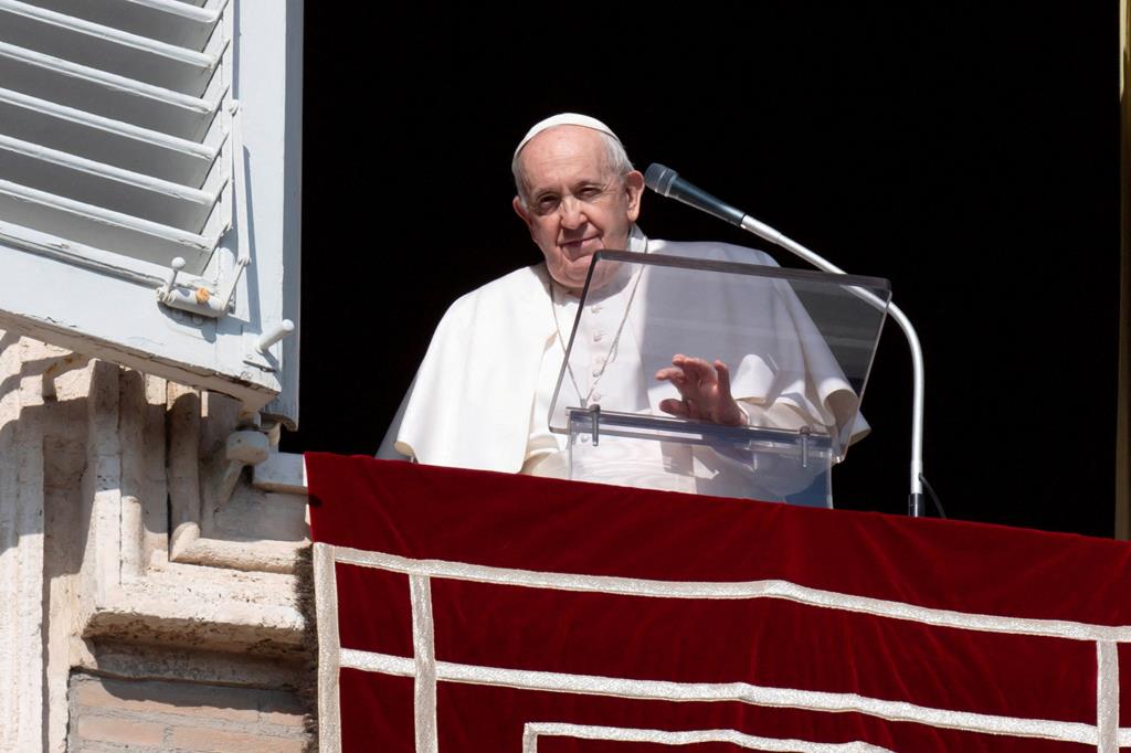Il Papa: "Con Gesù si naviga nel mare della vita senza paura"
