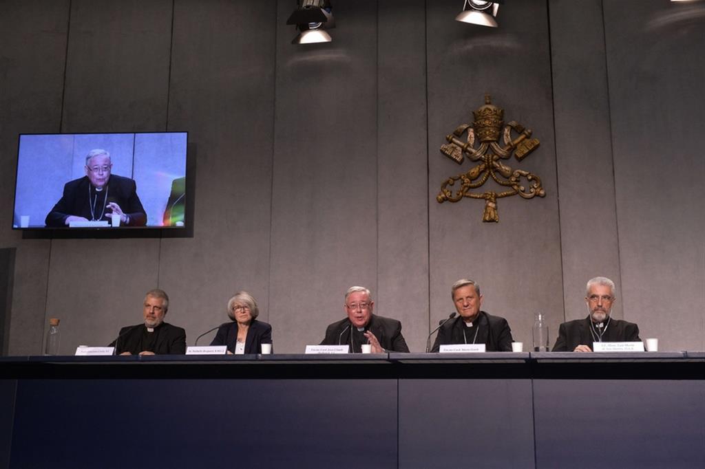 La conferenza stampa di presentazione della seconda tappa del Sinodo dei vescovi