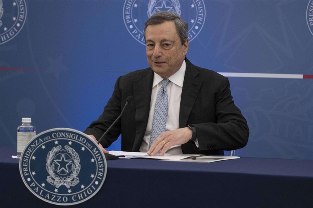 Il premier Mario Draghi durante la conferenza stampa