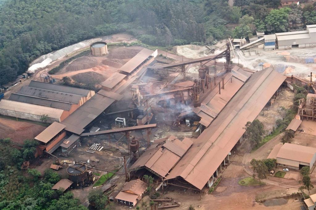 Una delle grandi imprese siderurgiche in Amazzonia