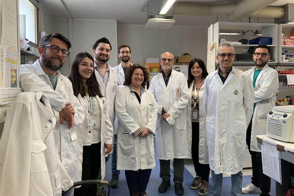 I ricercatori del laboratorio di Genetica del Ceinge di Napoli