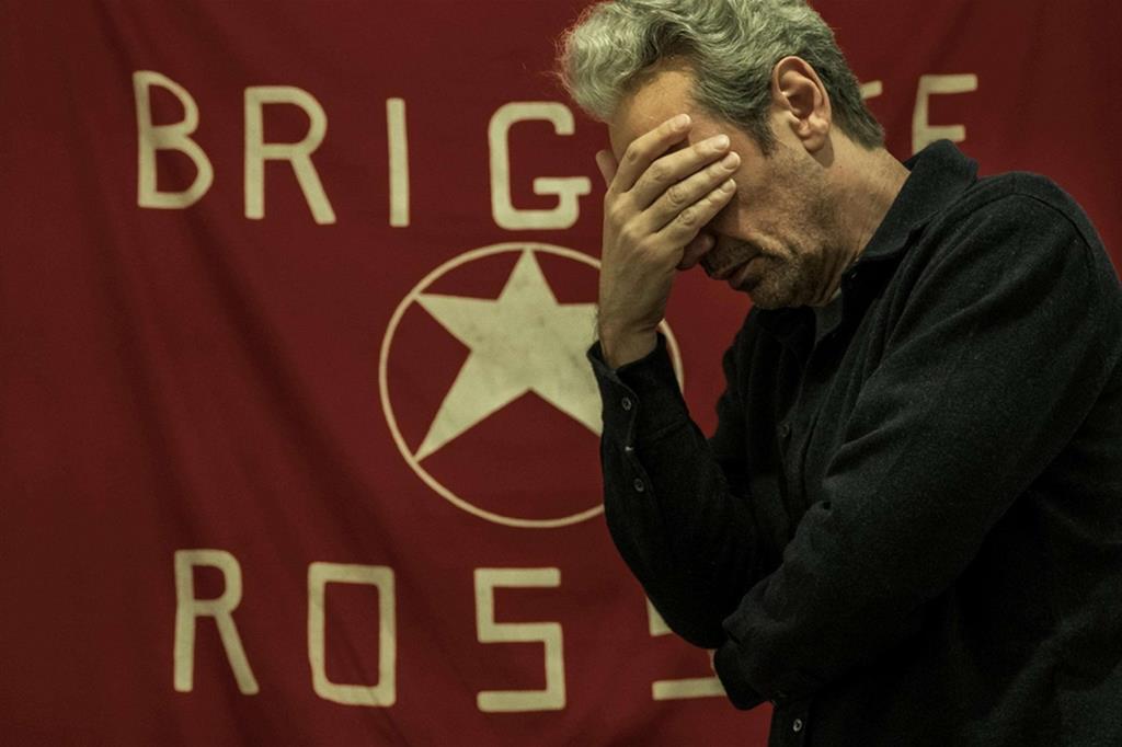 Fabrizio Gifuni è Aldo Moro nella fiction "Esterno notte" di bellocchio a novembre su Rai 1