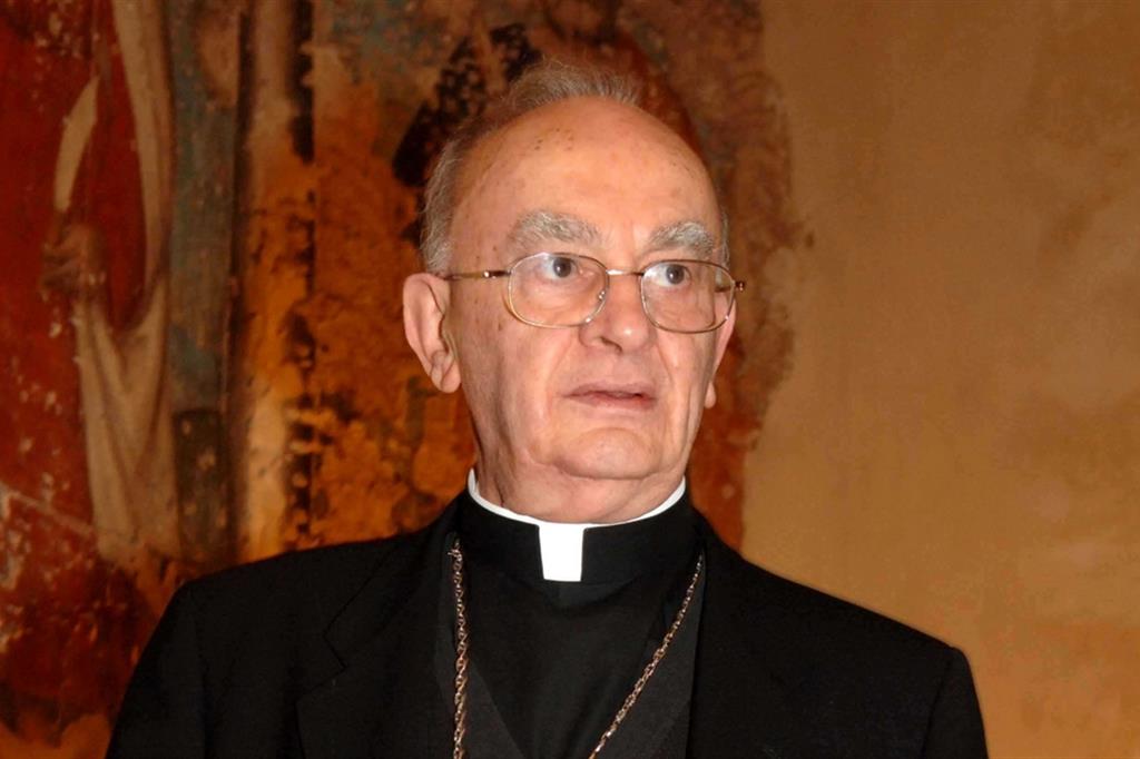 Addio a monsignor Caporello, vescovo emerito di Mantova