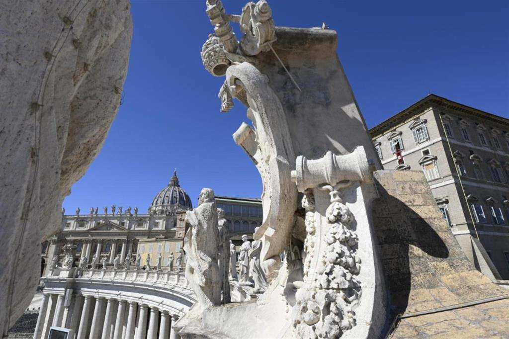 Francesco nomina due donne al vertice in Vaticano